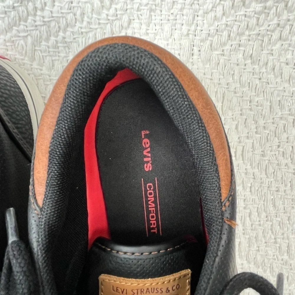 Levi’s Men’s Ethan Nappa Lace Up Sneakers